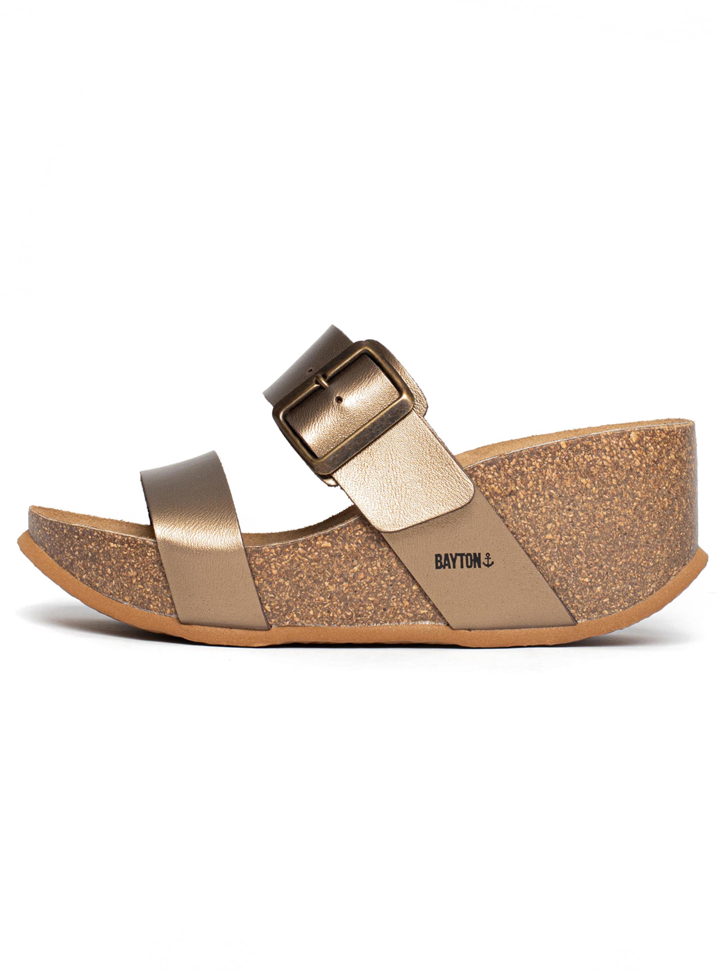 Bayton Mule 'Newcastle' in Bronze: front