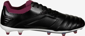 Chaussure de foot UMBRO en noir