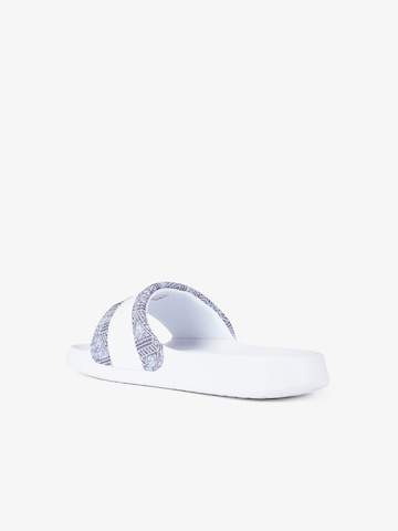 LACOSTE - Pantufa em branco