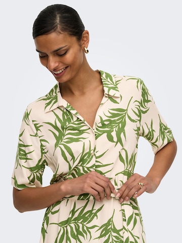 Robe 'JDYSTARSEZEN' JDY en vert