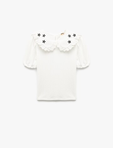 Koton Blouse in Beige: front