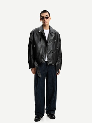 Giacca di mezza stagione di Bershka in nero