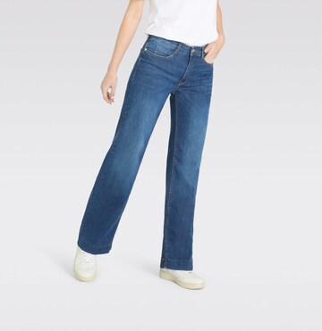 MAC Flared Jeans in Blue: front