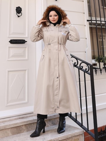 MODAMIHRAM Winterjas in Beige: voorkant