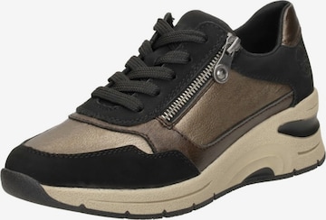 Baskets basses Rieker en marron : devant