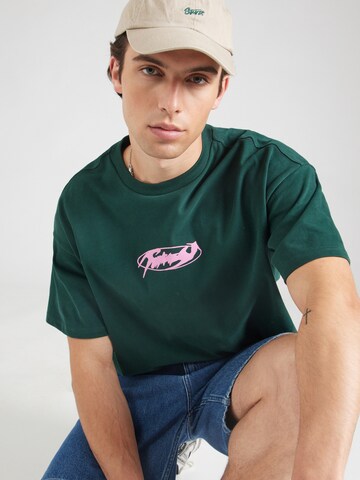 T-Shirt 'Great' WEEKDAY en vert : devant