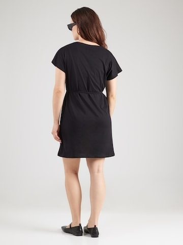 Robe 'CARSALLY' ONLY Carmakoma en noir