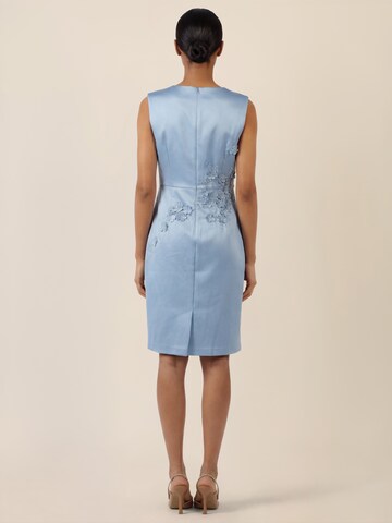 APART Kleid in Blau