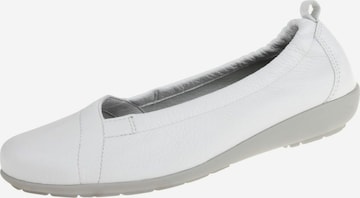 Natural Feet Ballet Flats 'Polina' in White: front