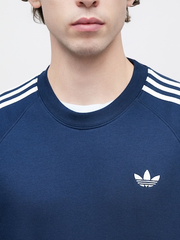 ADIDAS ORIGINALS Sweatshirt i blå