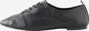 Chaussure à lacets 'Forever Comfort' Next en noir : devant
