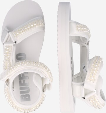 Sandale de la BUFFALO pe alb