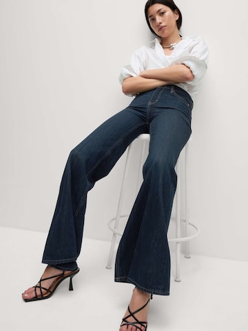 évasé Jean Marks & Spencer en bleu