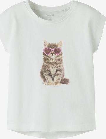 Tricou 'NMFVOTIA' de la NAME IT pe alb: față