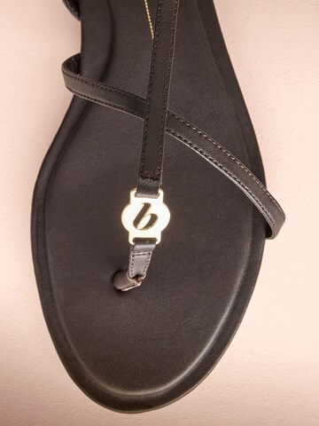Tongs B by Ted Baker en marron