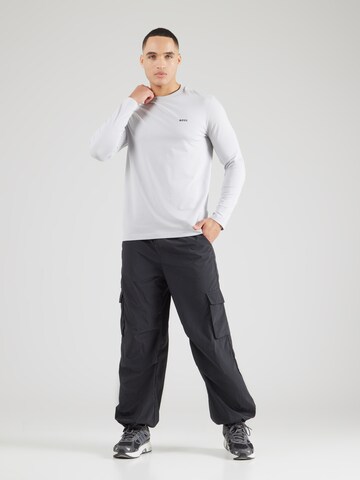 BOSS - Camiseta en gris