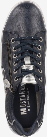 MUSTANG Sneaker in Blau