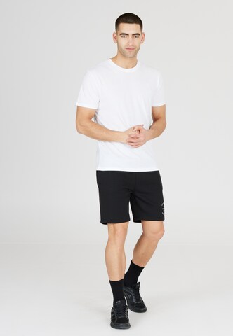 Cruz Performance shirt 'Highmore' in White