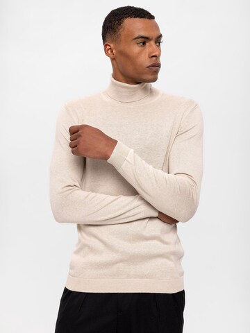 Antioch Pullover in Beige