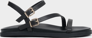 Estro Sandals '917-12-1' in Black: front