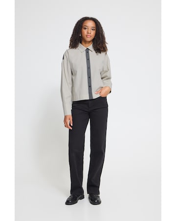ICHI Bluse i grå