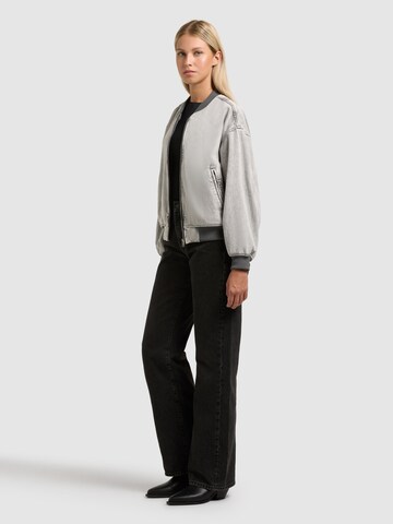 Veste mi-saison 'SISSI' khujo en gris