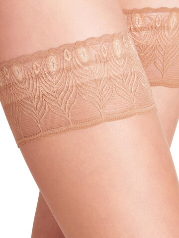 FALKE Lunelle 8 Denier in Pink