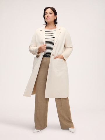 Fiorella Rubino Tussenjas in Beige
