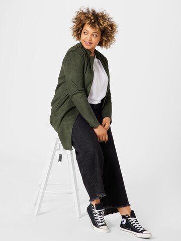 Manteau mi-saison 'Soho' ONLY Carmakoma en vert