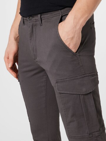regular Pantaloni cargo di JACK & JONES in grigio
