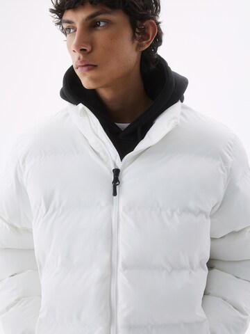 Pull&Bear Between-season jacket in White