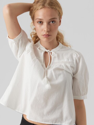 Camicia da donna 'Pretty' di VERO MODA in bianco