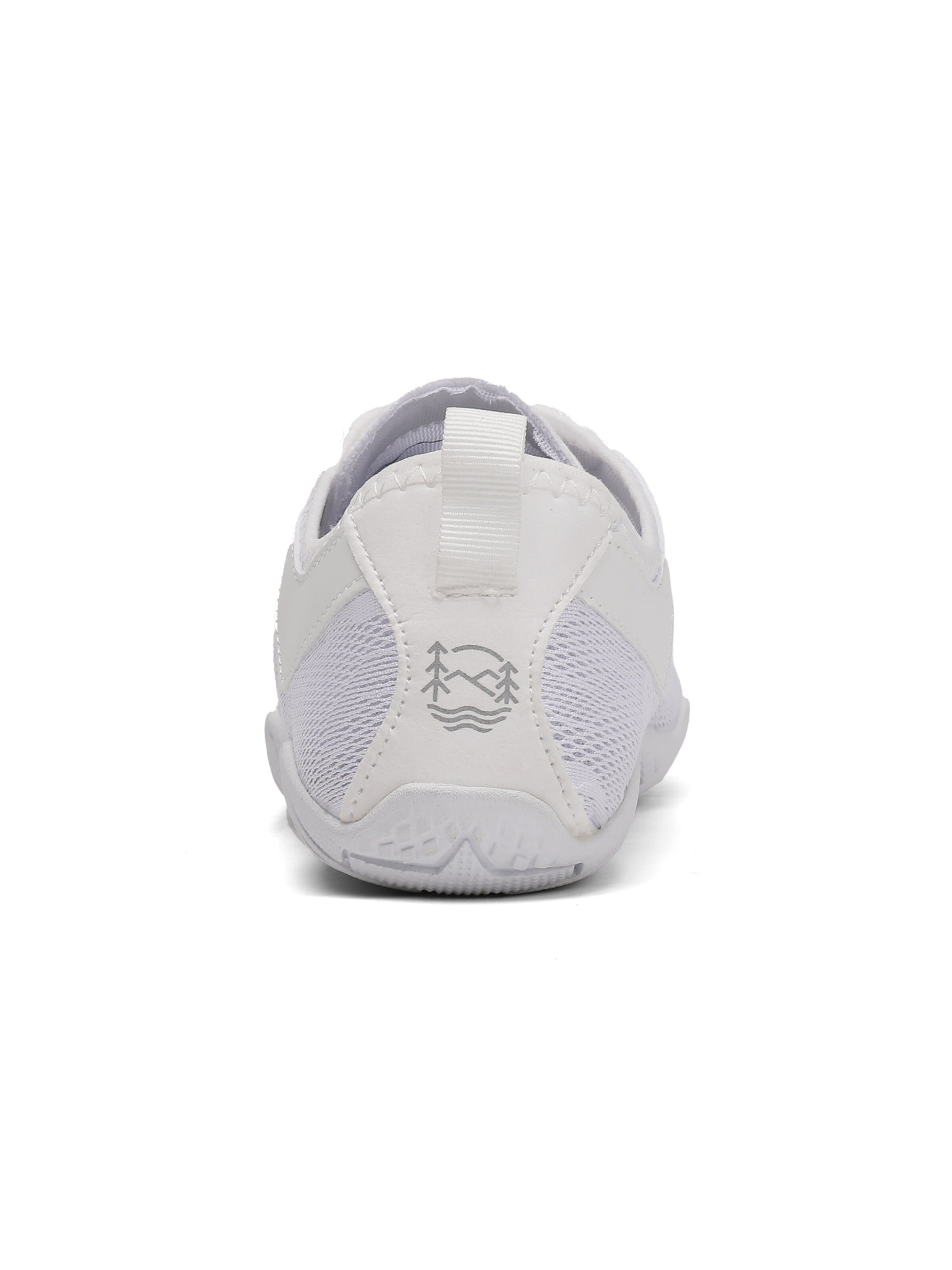 Freiluftkind Sportlicher Schnürschuh 'Freiluftkind® – Kokoda rutschfeste Barfußschuhe für dein Abenteuer' in Weiß: Vorderseite