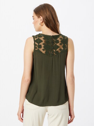 ABOUT YOU - Camiseta 'Carey' en verde