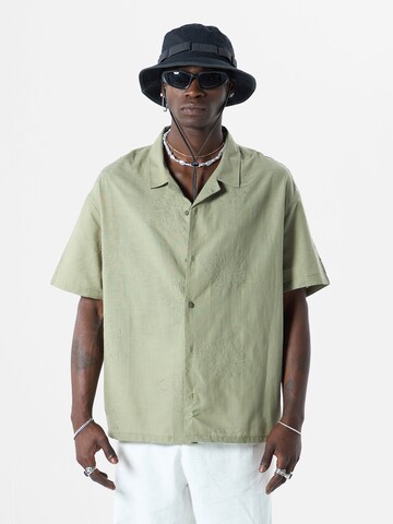 Camicia 'Yucca' di VAMOS CLO in verde: frontale