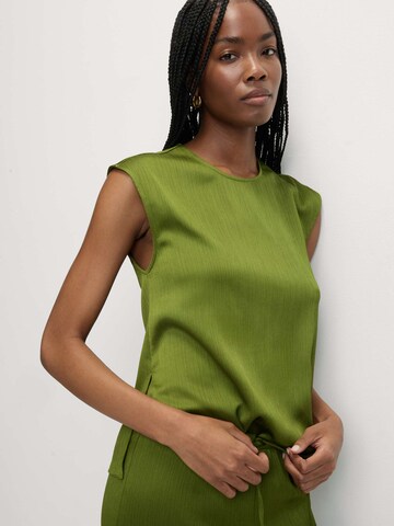 Camicia da donna di Marks & Spencer in verde: frontale