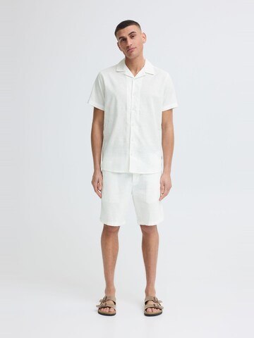 INDICODE JEANS - Regular Fit Camisa ' IDMonken ' em branco