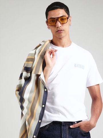 GUESS Bluser & t-shirts i hvid