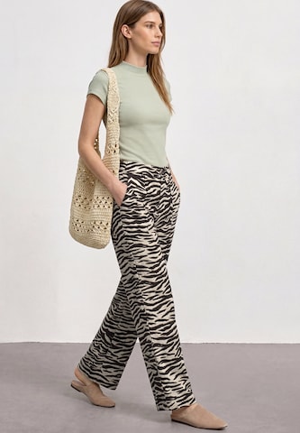 STREET ONE Loose fit Pants in Brown