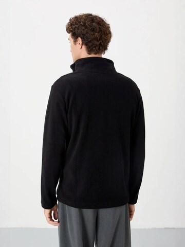 Tommy Life Fleece jacket in Black