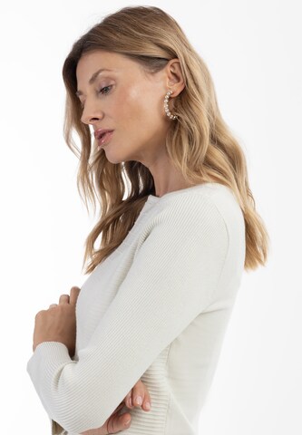 Pull-over Usha en blanc