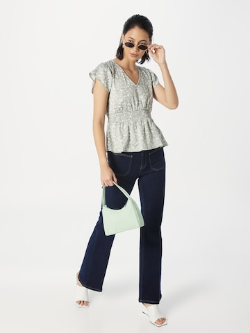 ABOUT YOU Blouse 'Selina' in Groen