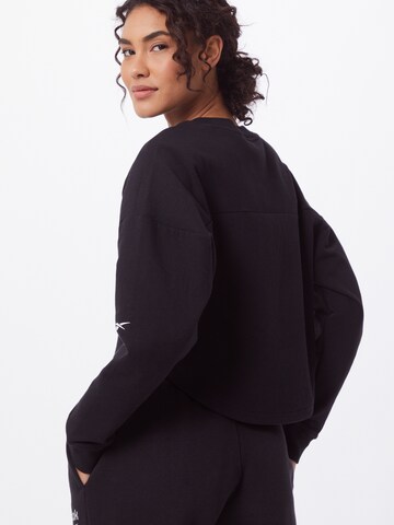 Reebok Athletic Sweatshirt in Black