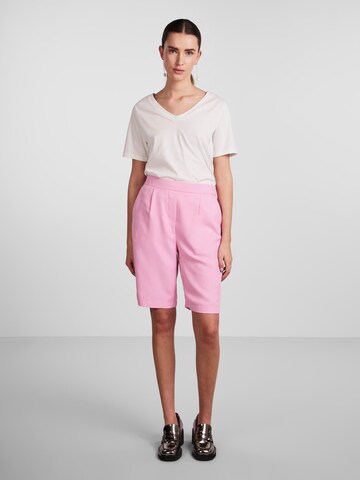 PIECES Loose fit Pleat-front trousers 'Tally' in Pink