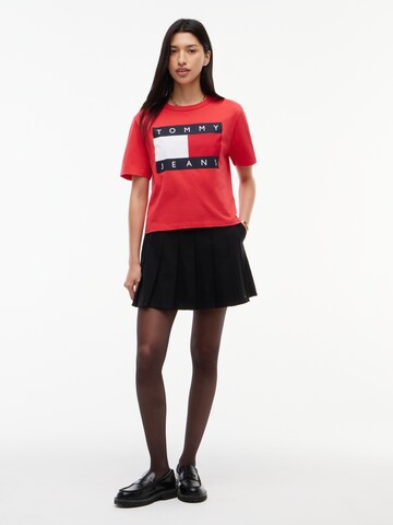 T-shirt Tommy Jeans en rouge