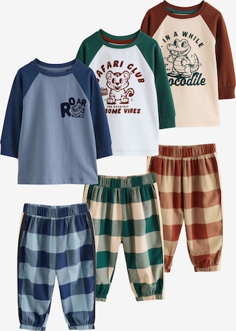 Next Yöpuku värissä monivärinen: etupuoli