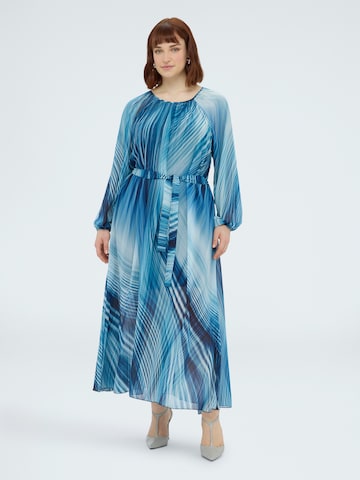 Fiorella Rubino Jurk in Blauw: voorkant