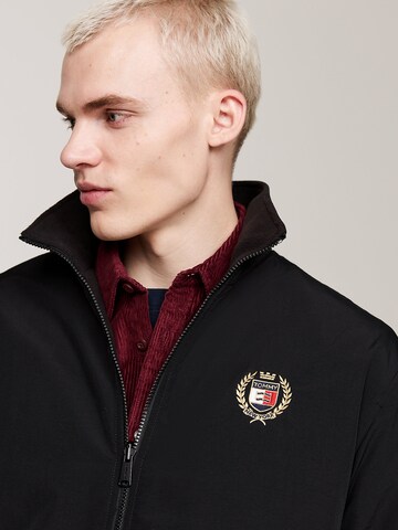 Tommy Jeans Jacke in Schwarz