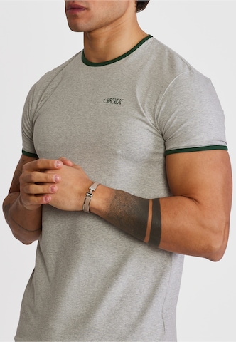 SikSilk - Camiseta 'Ringer' en gris