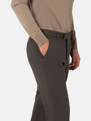 Thomas Goodwin Slimfit Pak in Bruin